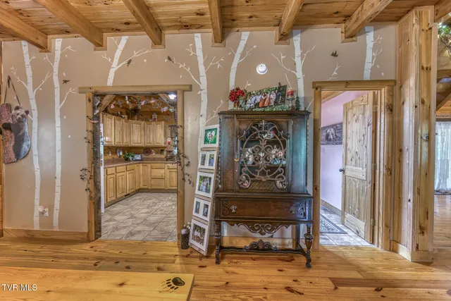 $569,000 | 160 Conley Stevens Road, Roan Mountain, TN 37687