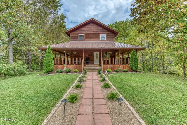$569,000 | 160 Conley Stevens Road, Roan Mountain, TN 37687