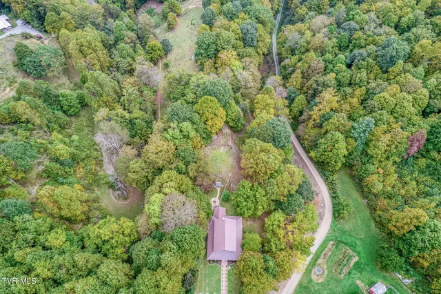 $569,000 | 160 Conley Stevens Road, Roan Mountain, TN 37687