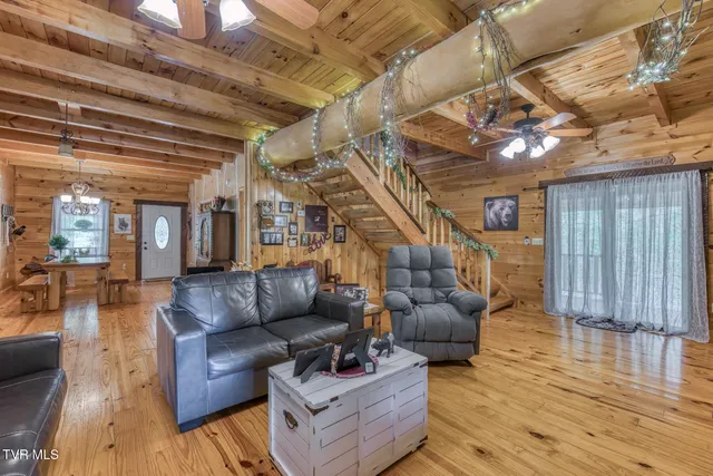 $569,000 | 160 Conley Stevens Road, Roan Mountain, TN 37687