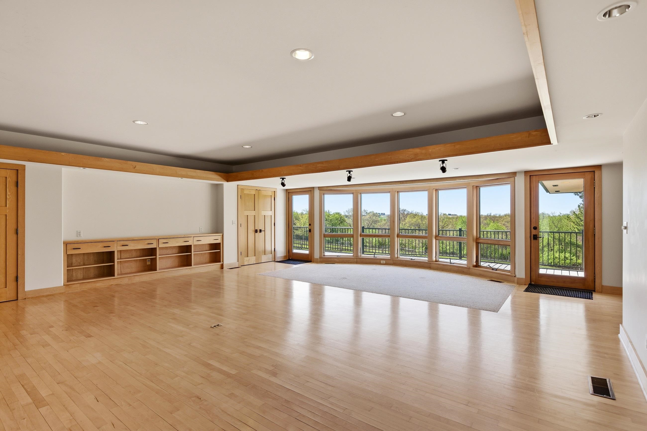1049 Miller Road Mineral Point, WI 53565 - Photo 11 of 90