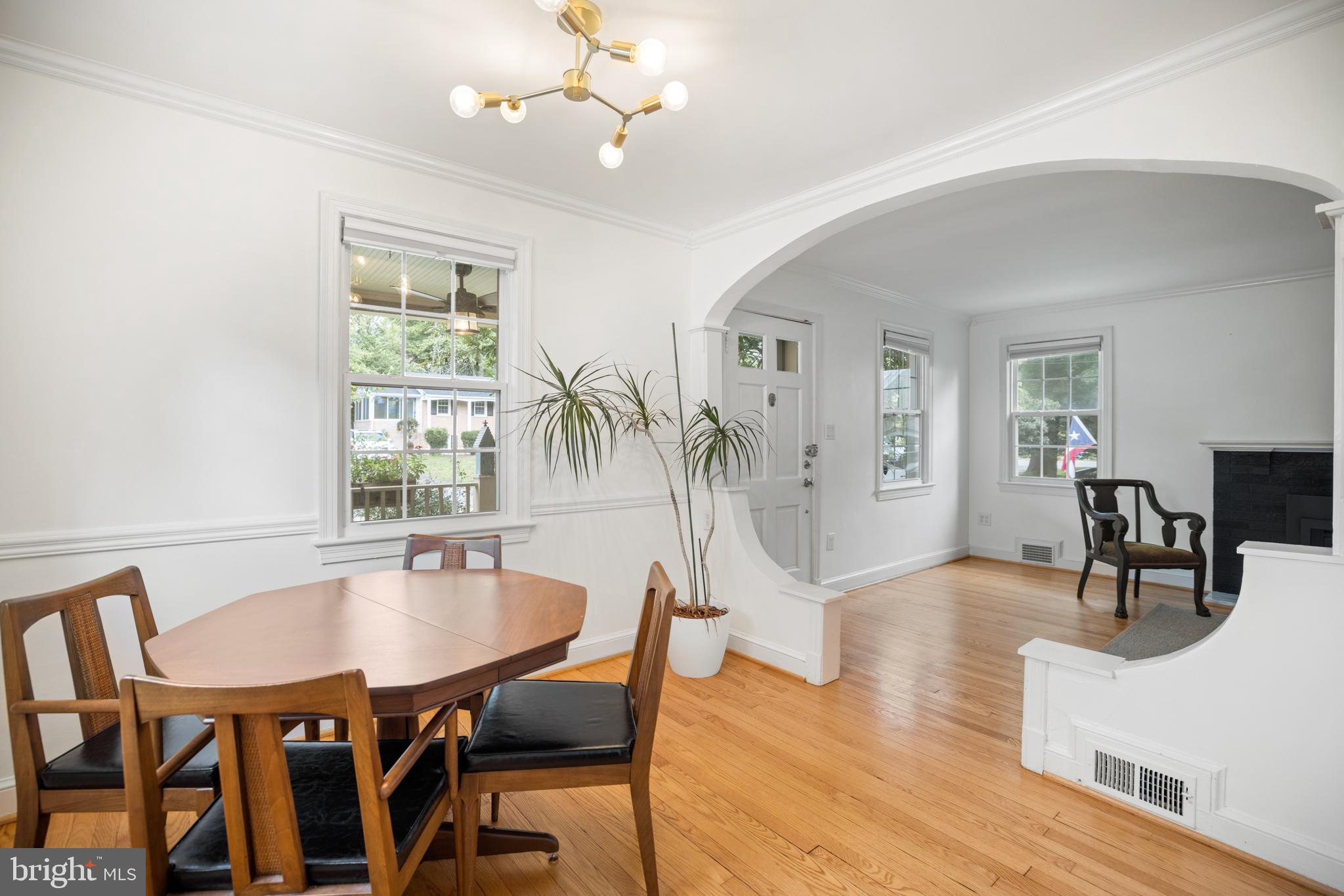 10157 Sutherland Road Silver Spring, MD 20901 - Photo 12 of 67