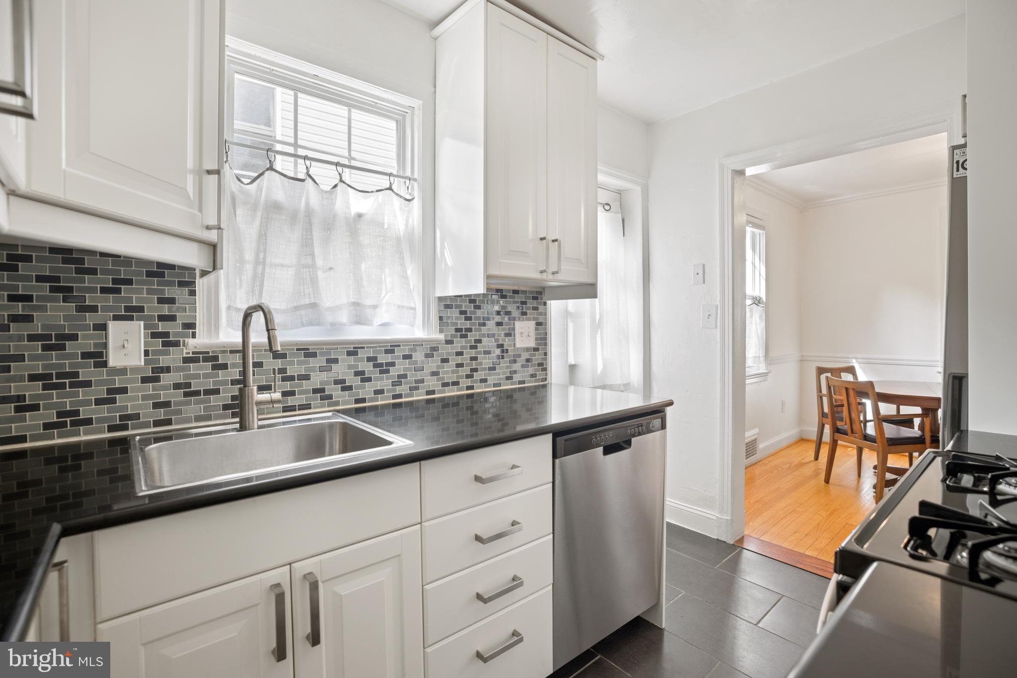 10157 Sutherland Road Silver Spring, MD 20901 - Photo 17 of 67