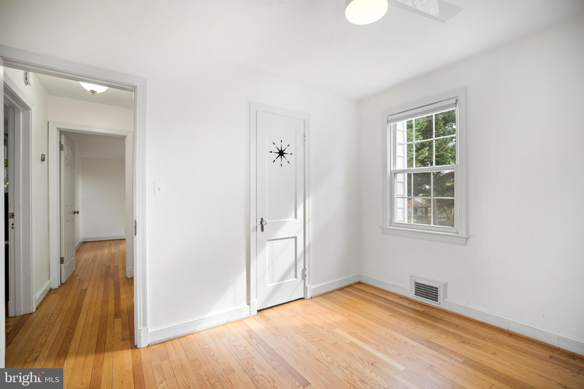 10157 Sutherland Road Silver Spring, MD 20901 - Photo 24 of 67