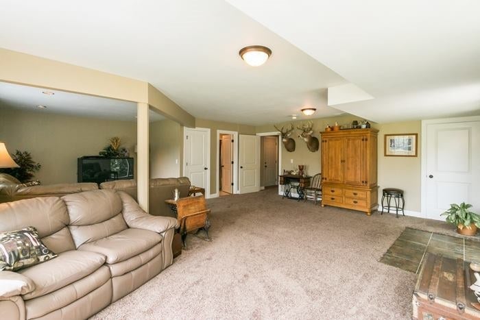 3070 Running Deer Road Northeast Iowa City, IA 52240 - Photo 8 of 25 Gallery Image 8