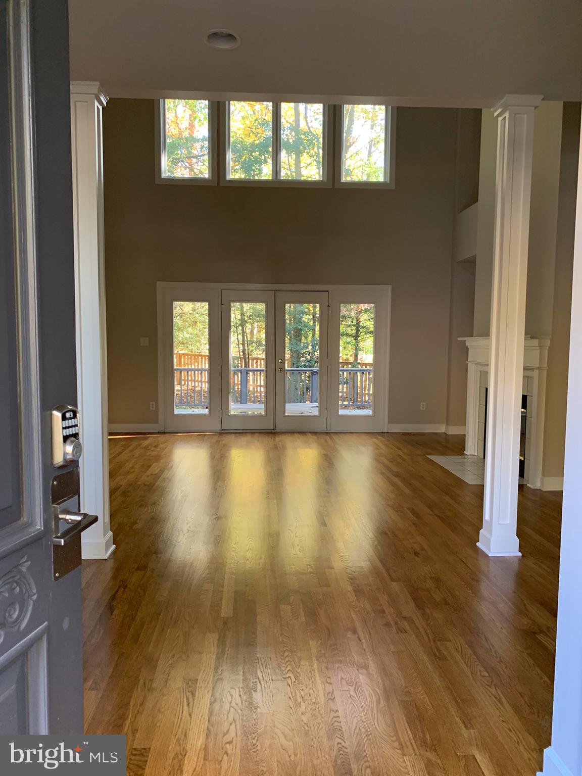 1309 Sawbridge Way Reston, VA 20194 - Photo 3 of 36