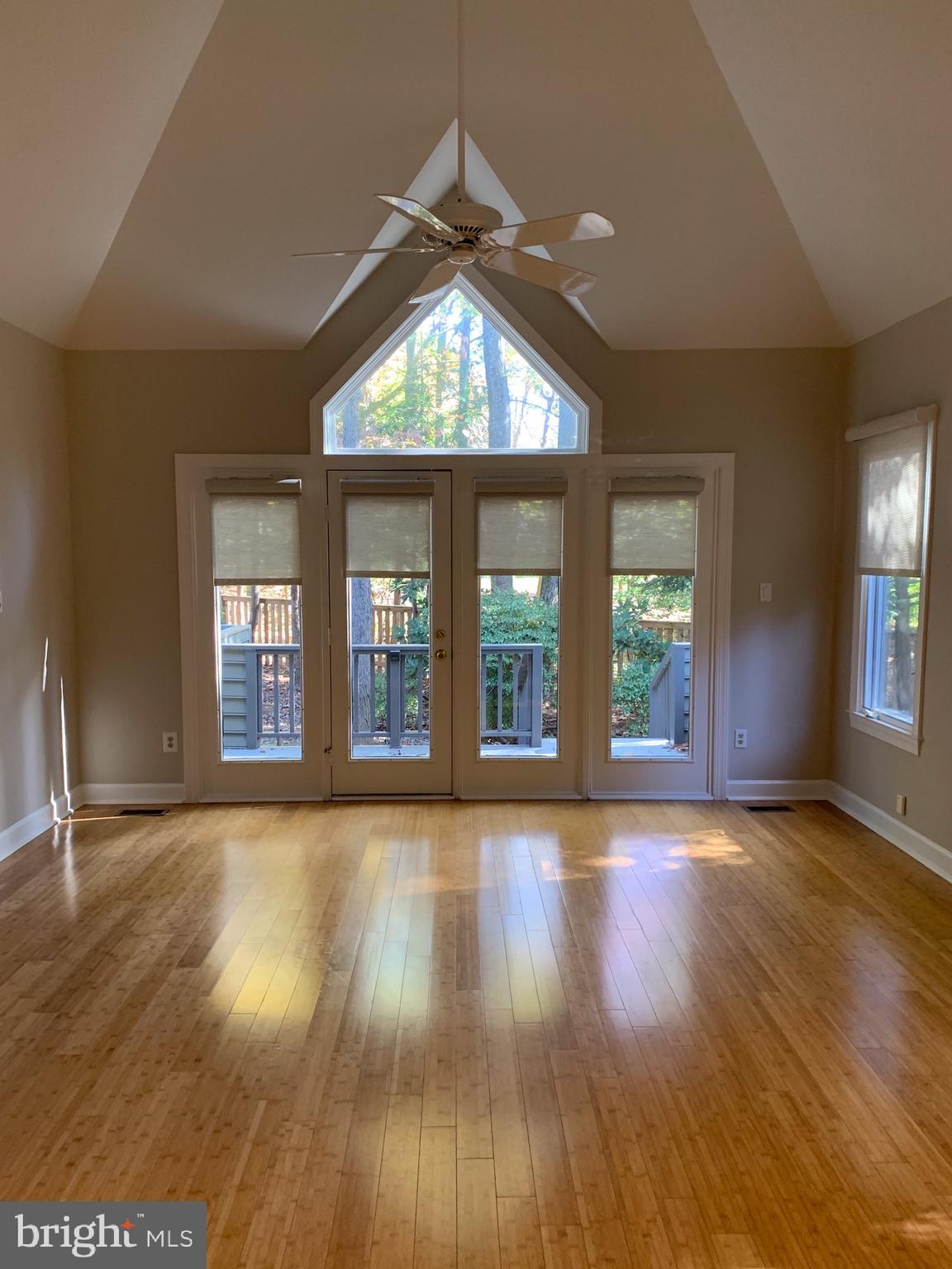 1309 Sawbridge Way Reston, VA 20194 - Photo 6 of 36