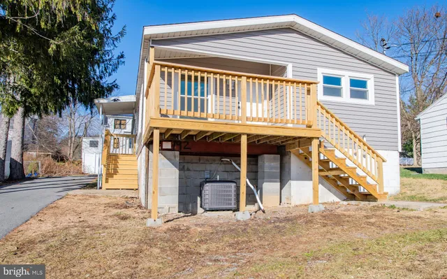 $172,000 | 937 Center Street, Lock Haven, PA 17745