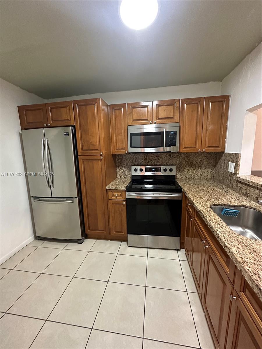 11279 Southwest 88th Street, Unit 210K Miami, FL 33176 - Photo 3 of 17