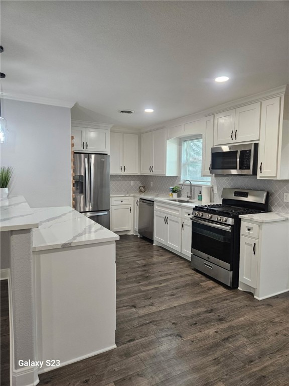 105 Alamo Drive McGregor, TX 76657 - Photo 10 of 34