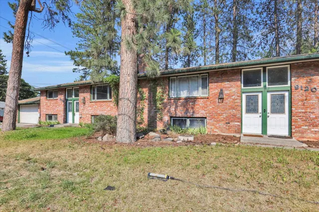 $700,000 | 9120 North Wall Street, Unit 9122 N WALL, Spokane, WA 99218