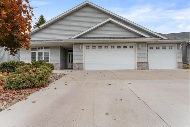 $429,900 | 205 Ashley Lane, Alexandria, MN 56308