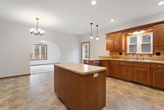 $429,900 | 205 Ashley Lane, Alexandria, MN 56308