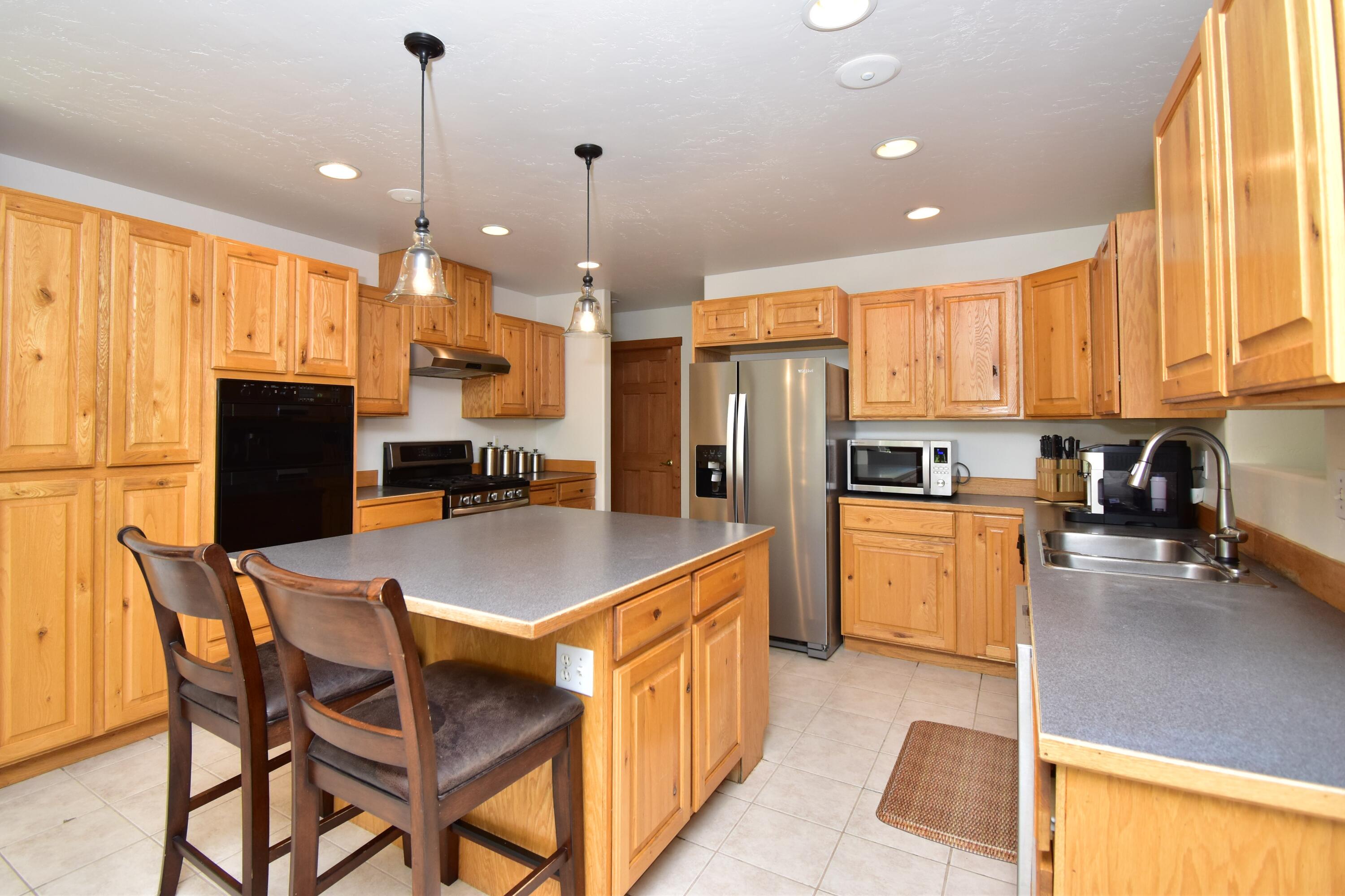 341 Ridge View Drive Bellevue, ID 83313 - Photo 6 of 35 Kitchen