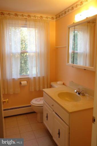 1500 Bollinger Road Westminster, MD 21157 - Photo 14 of 15 Bathroom 2 - Upper Level