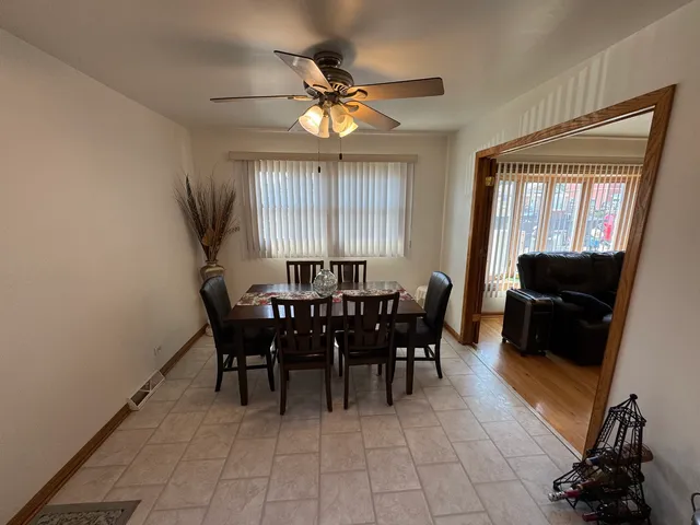 $305,000 | 11117 South Ave L, Chicago, IL 60617