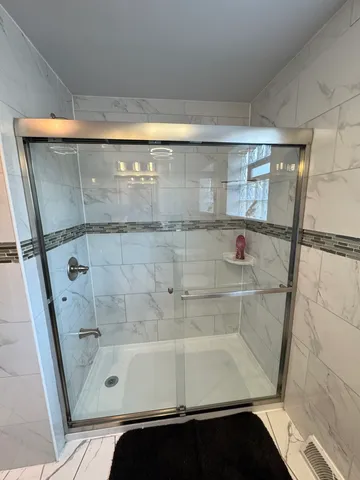 $305,000 | 11117 South Ave L, Chicago, IL 60617