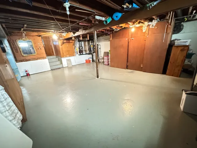 $305,000 | 11117 South Ave L, Chicago, IL 60617