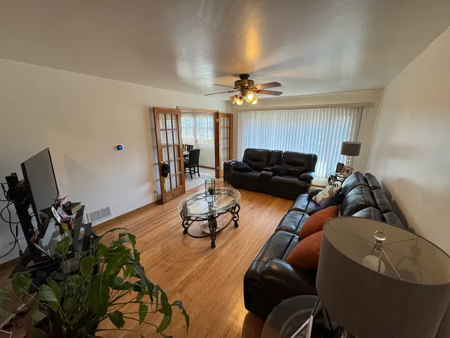 $305,000 | 11117 South Ave L, Chicago, IL 60617