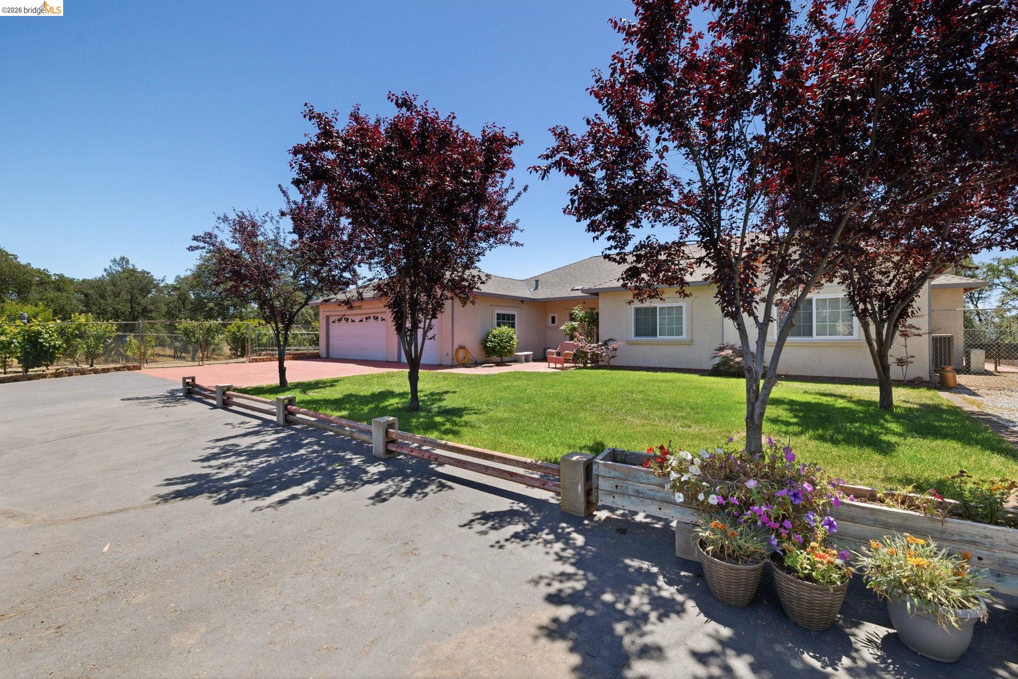 10141 Bell Mooney Road Jamestown, CA 95327 - Photo 4 of 65