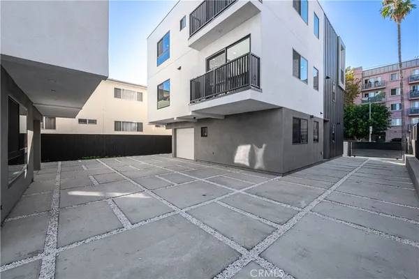 $4,995 | 1340 North Kingsley Drive, Unit 1, Los Angeles, CA 90027