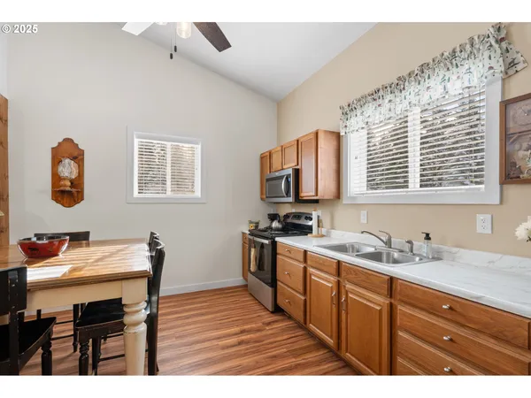 $525,000 | 58783 Highway 204, Weston, OR 97886