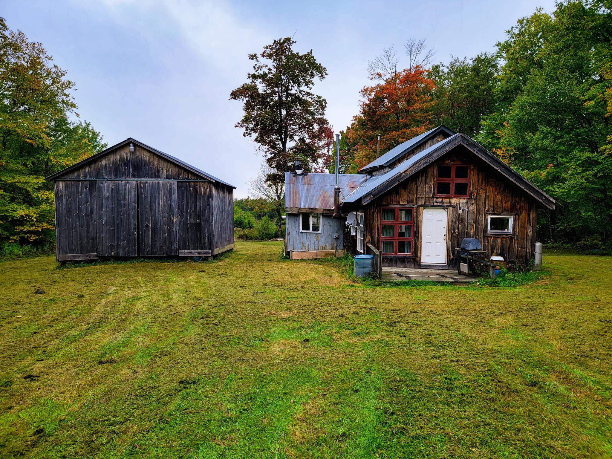 581 Saltash Road Shrewsbury, VT 05738 - Photo 2 of 40
