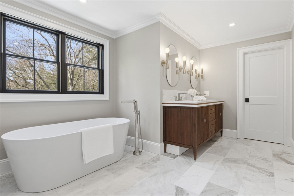 36 Kingswood Road Westwood, MA 02090 - Photo 13 of 30