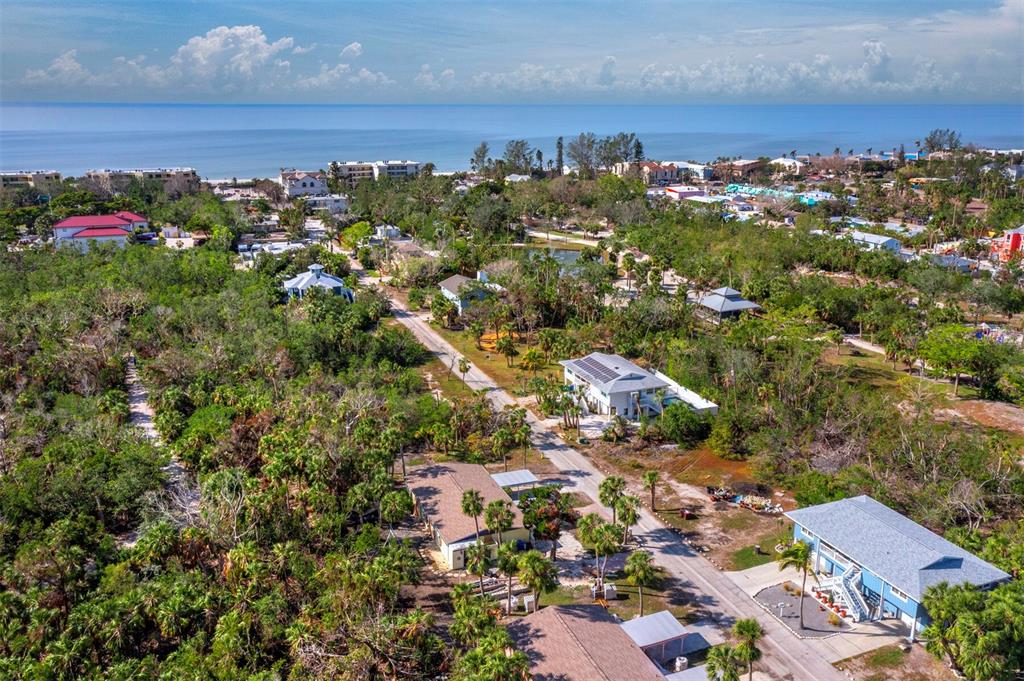 650 Gulf Bay Road Longboat Key, FL 34228 - Photo 7 of 22