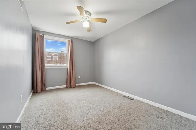 $215,000 | 887 Taylor Drive, Folcroft, PA 19032