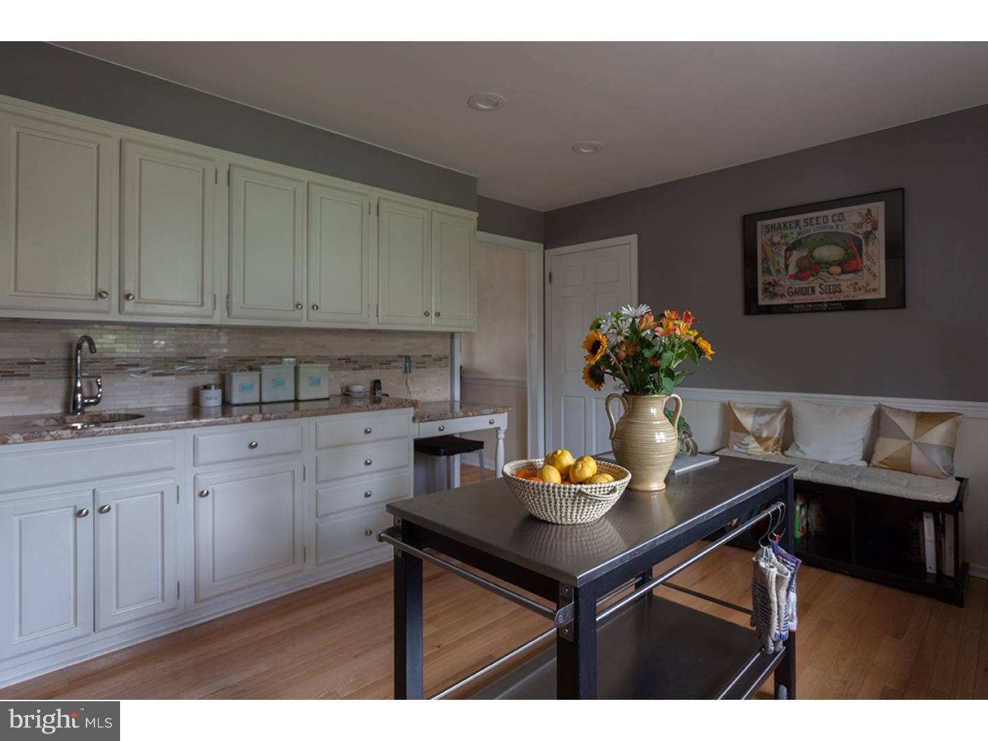 63 Lochatong Road Ewing, NJ 08628 - Photo 10 of 25