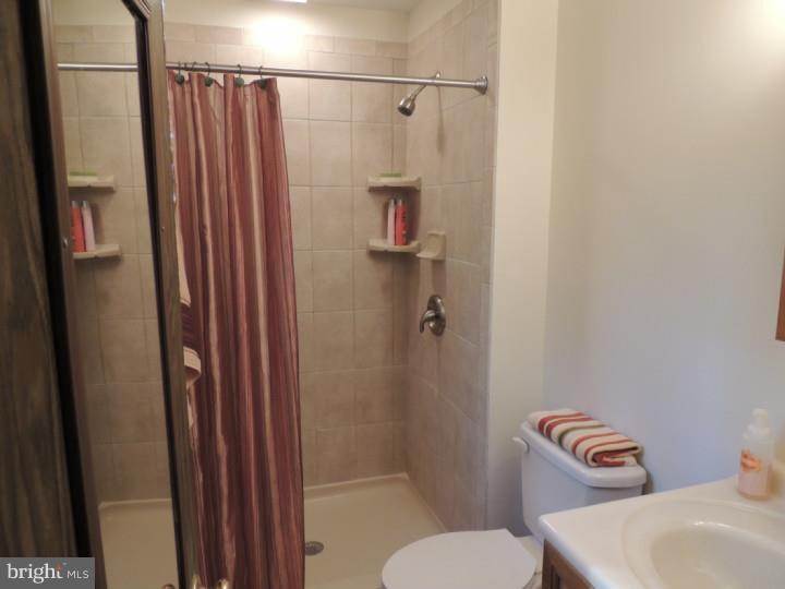 78 Larrison Road Wrightstown, NJ 08562 - Photo 14 of 19 Master Bathroom