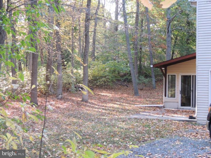 78 Larrison Road Wrightstown, NJ 08562 - Photo 3 of 19 Exterior Side