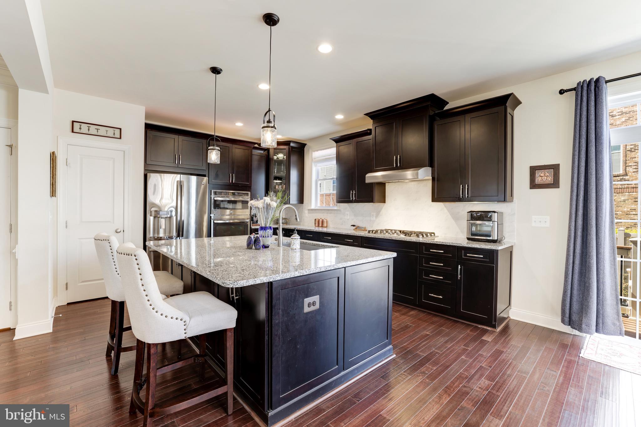 43050 Old Ryan Road Ashburn, VA 20148 - Photo 16 of 48 Kitchen
