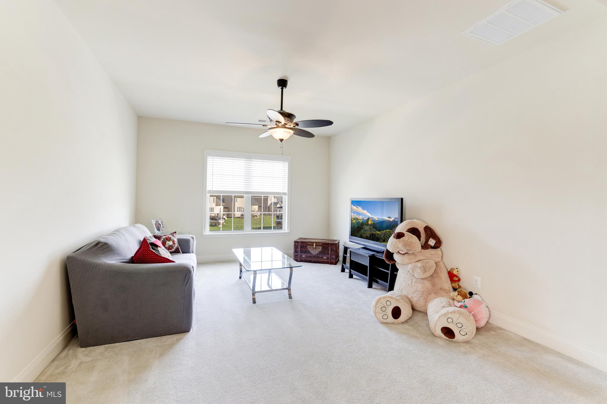 43050 Old Ryan Road Ashburn, VA 20148 - Photo 30 of 48 Sitting Room