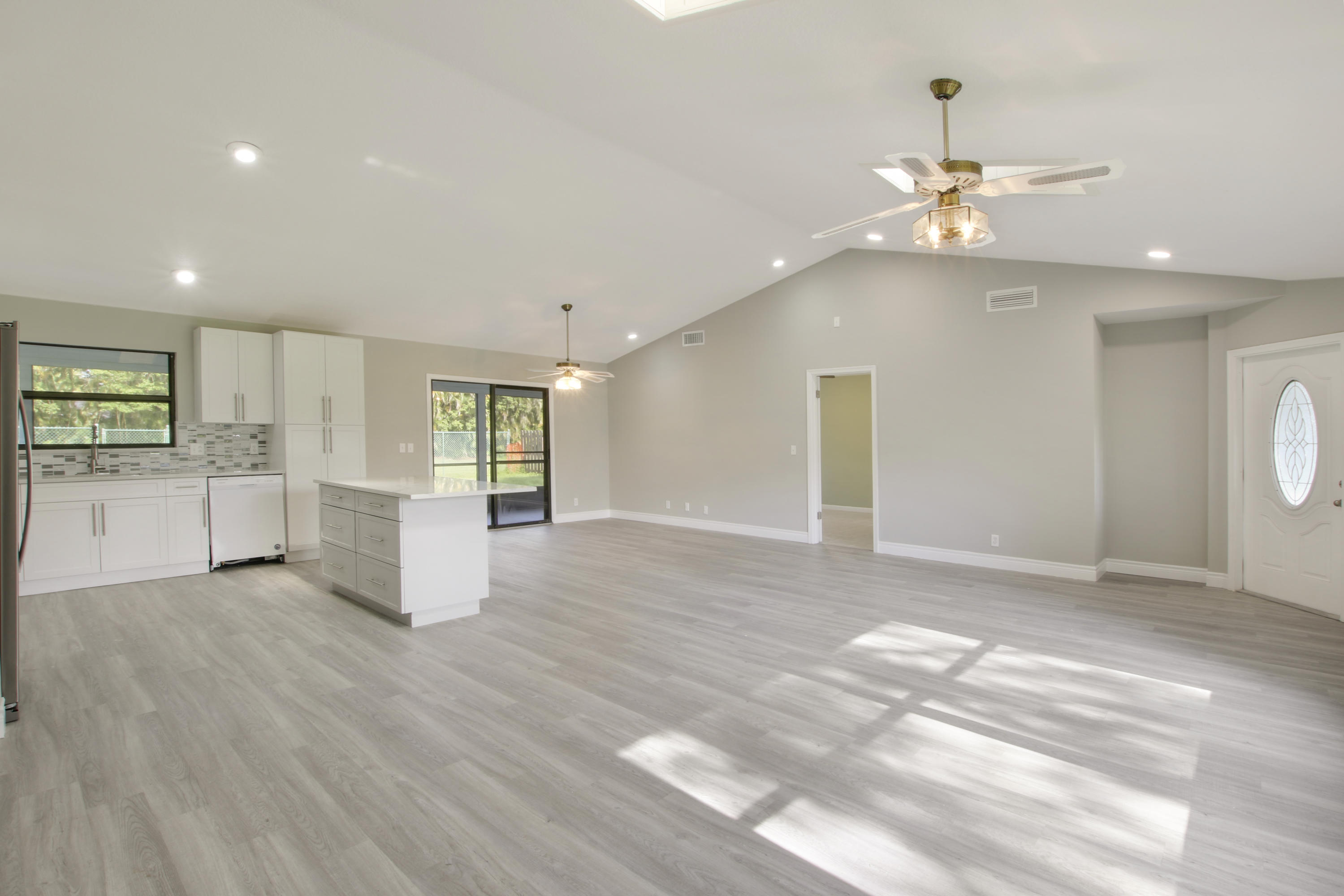 1252 Raintree Lane Wellington, FL 33414 - Photo 8 of 22 View to the right