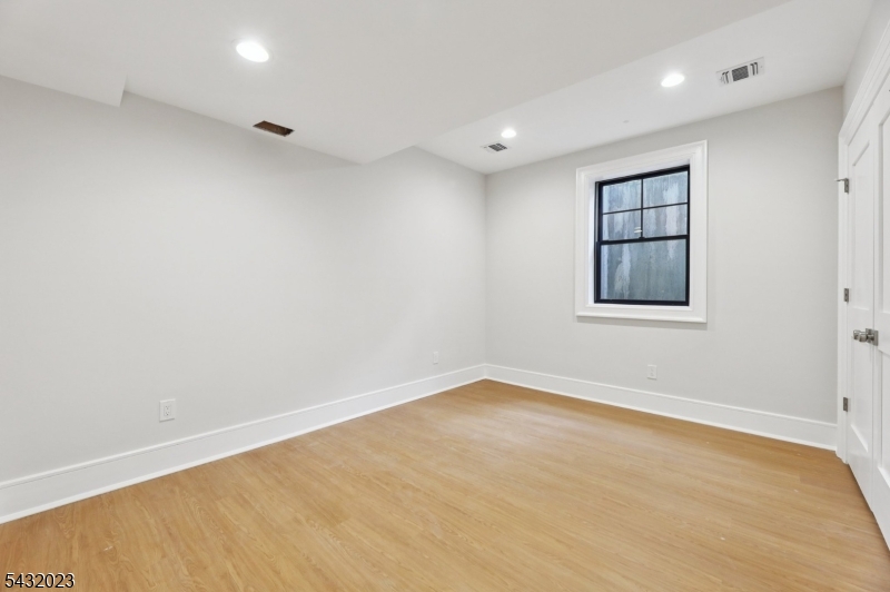 25 Beverly Road Madison, NJ 07940 - Photo 38 of 46