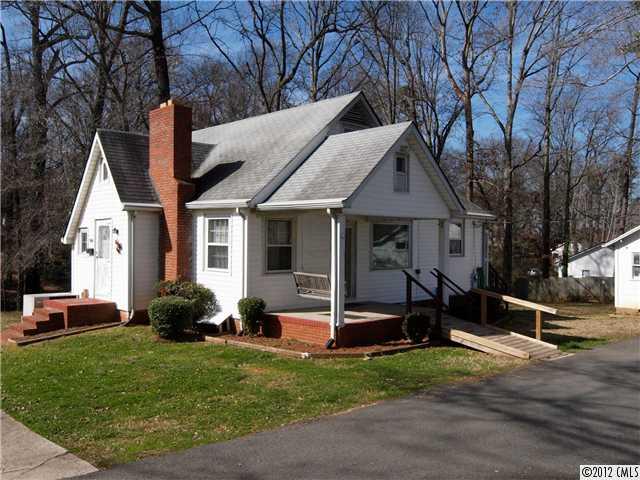 1737 North Wendover Road Charlotte, NC 28205 - Photo 2 of 14 Gallery Image 2