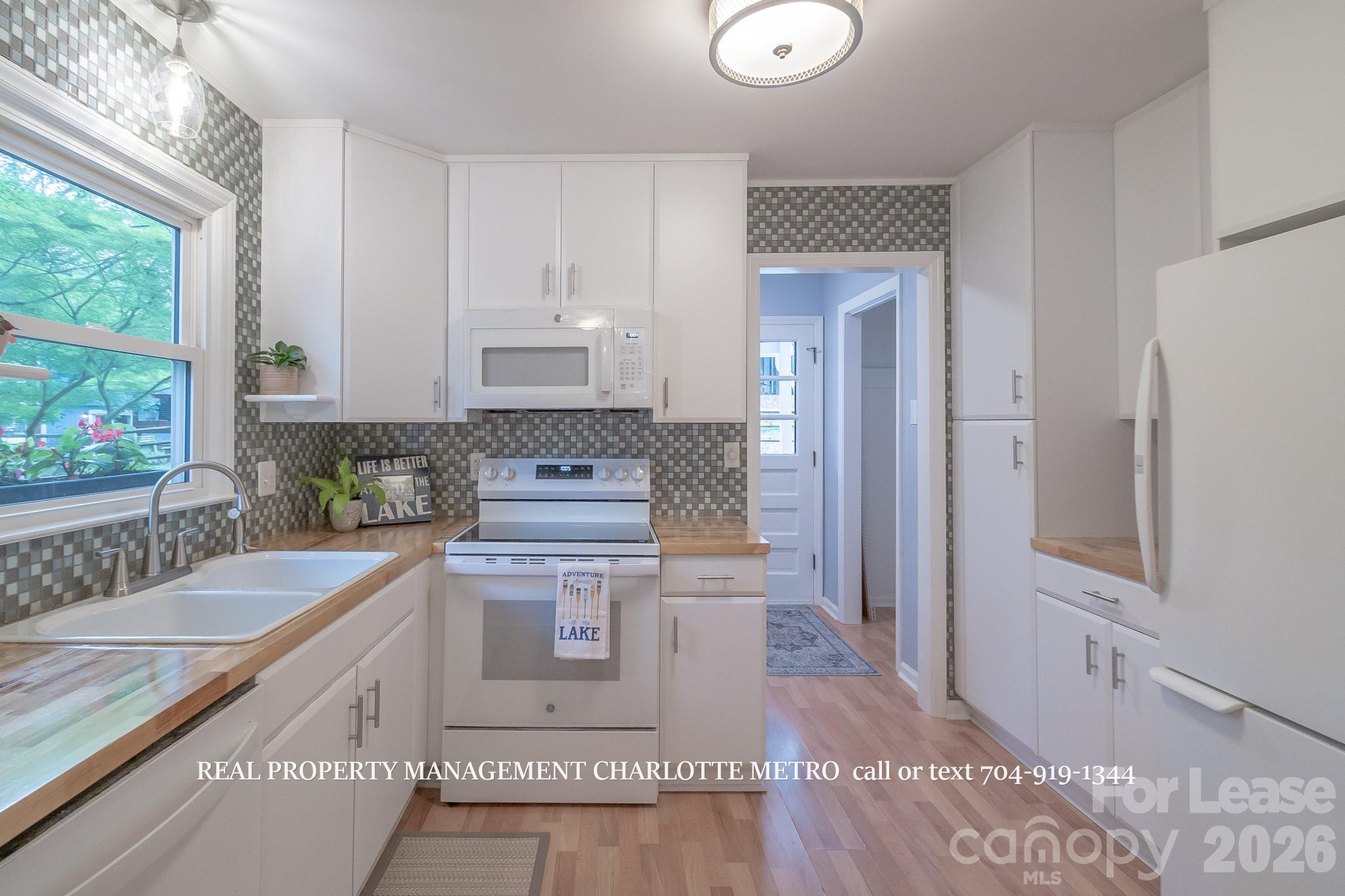 1059 Woodlake Lane Fort Mill, SC 29708 - Photo 21 of 46