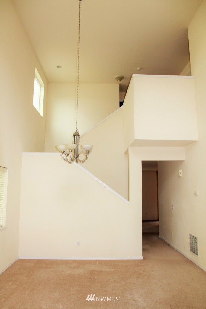 23029 27th Drive Southeast Bothell, WA 98021 - Photo 4 of 8