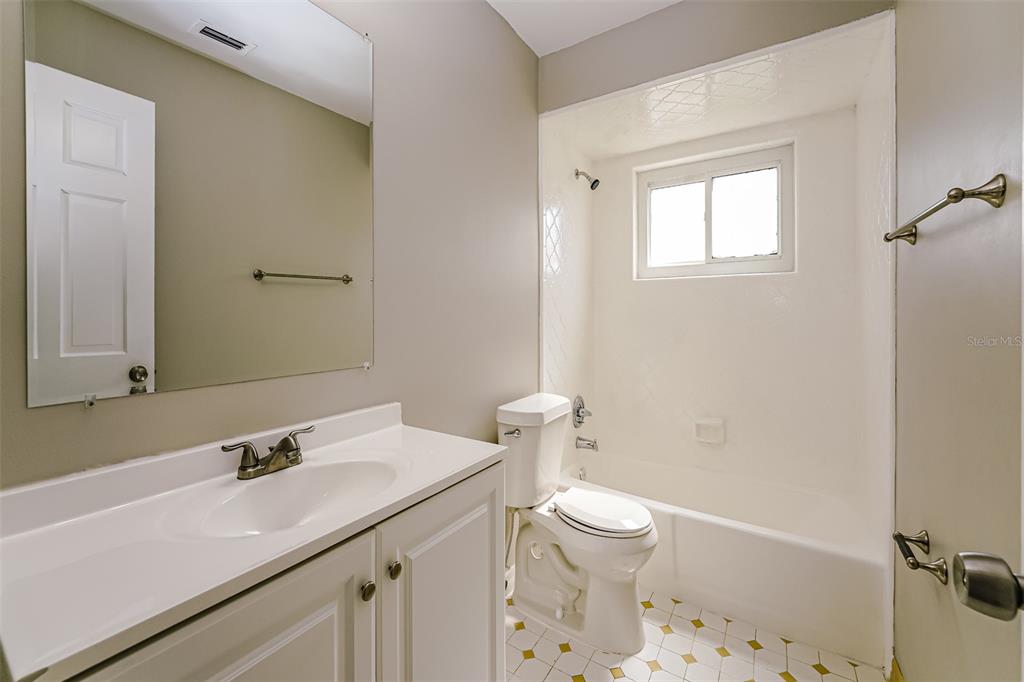 1402 Findlay Street Deltona, FL 32725 - Photo 17 of 21