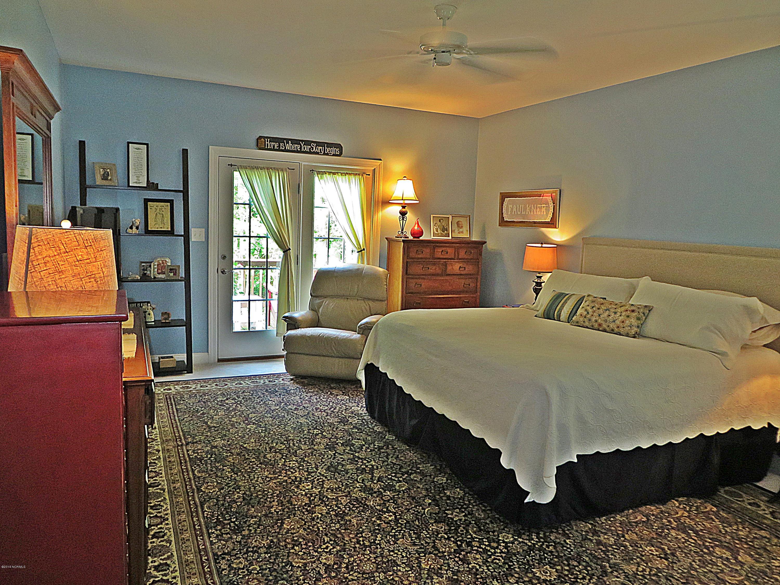 119 Friburg Road New Bern, NC 28562 - Photo 12 of 45 Spacious Master