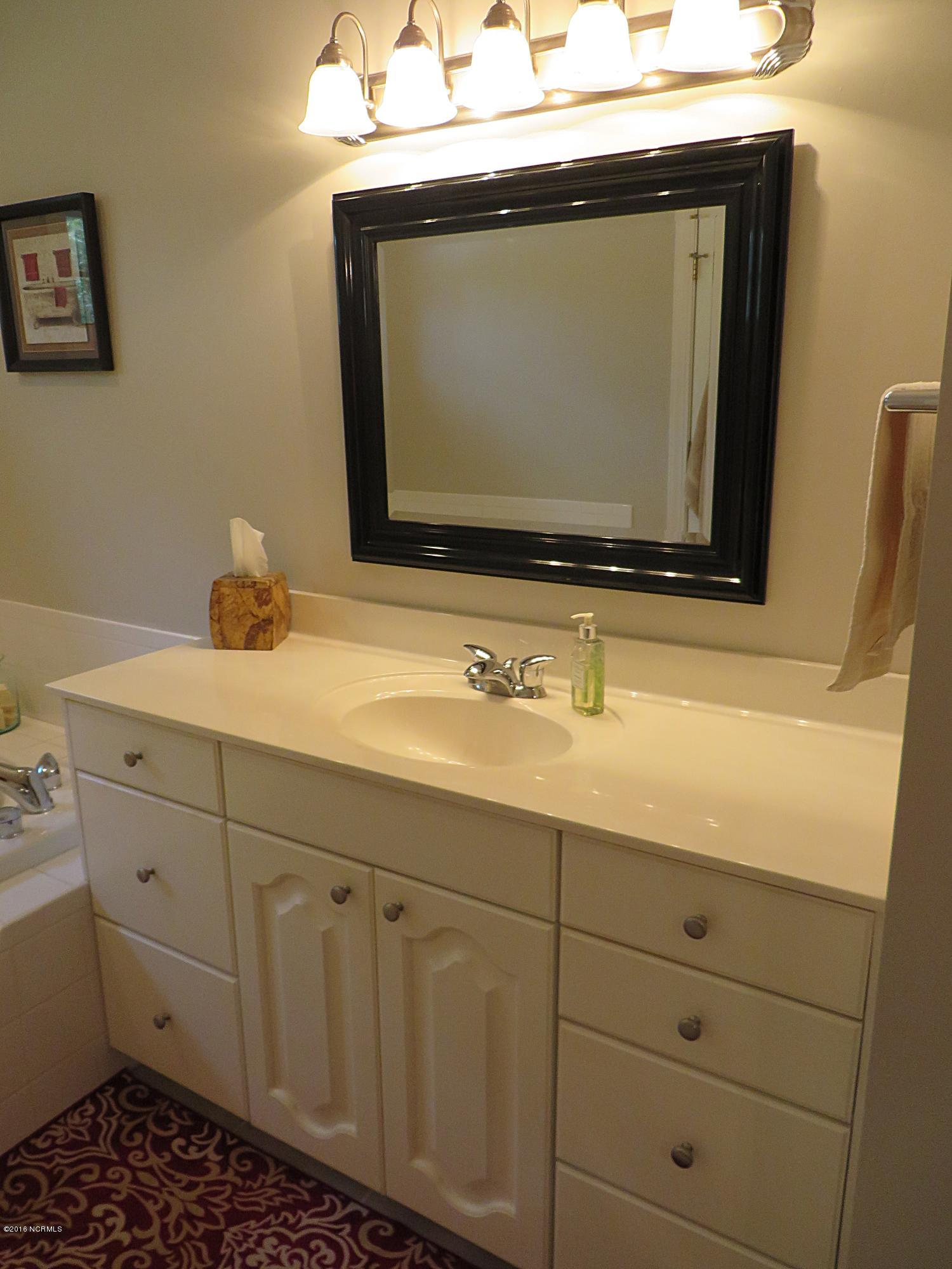 119 Friburg Road New Bern, NC 28562 - Photo 15 of 45 Nicely Updated