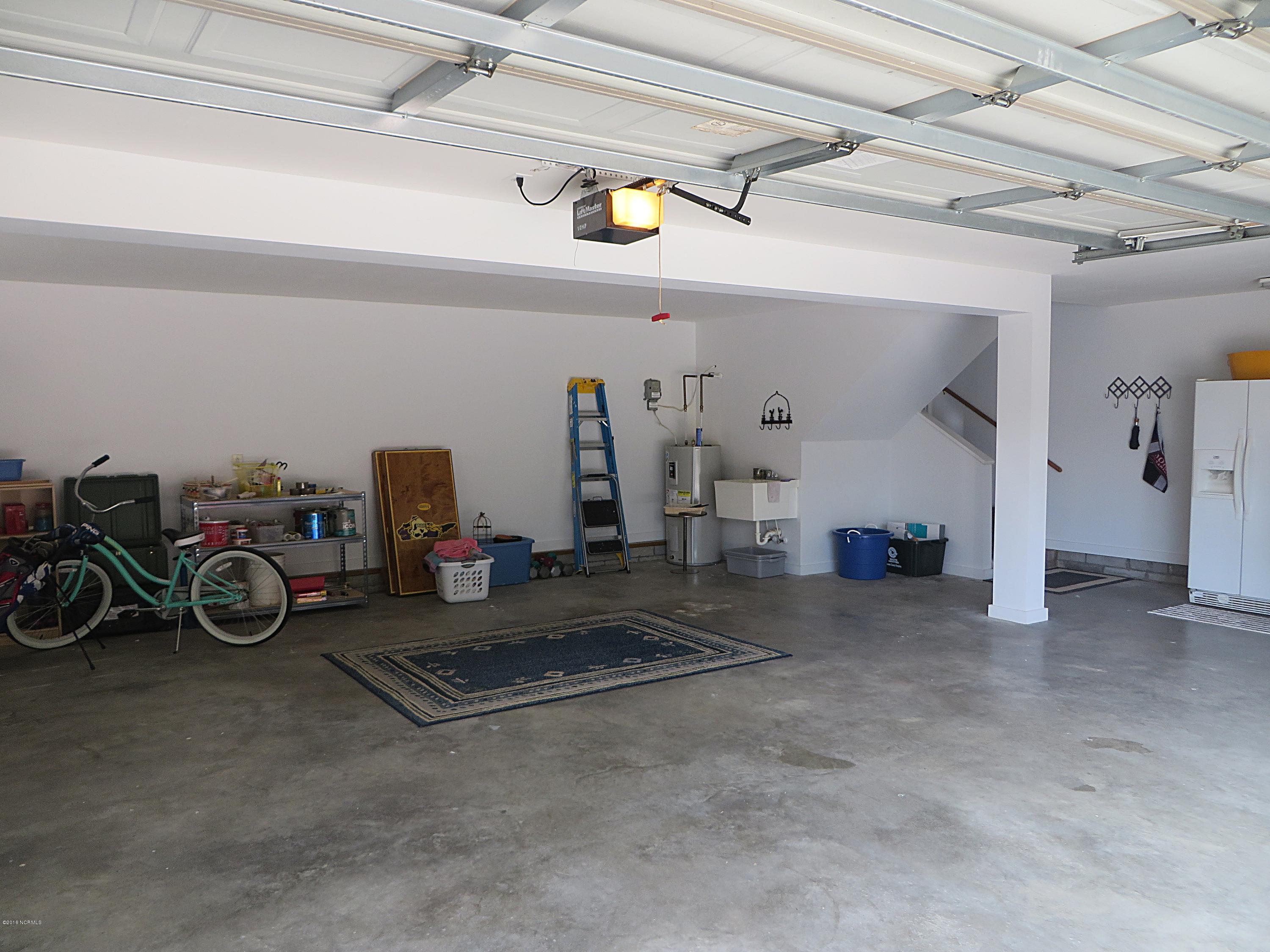 119 Friburg Road New Bern, NC 28562 - Photo 38 of 45 Oversized Two Car Garage