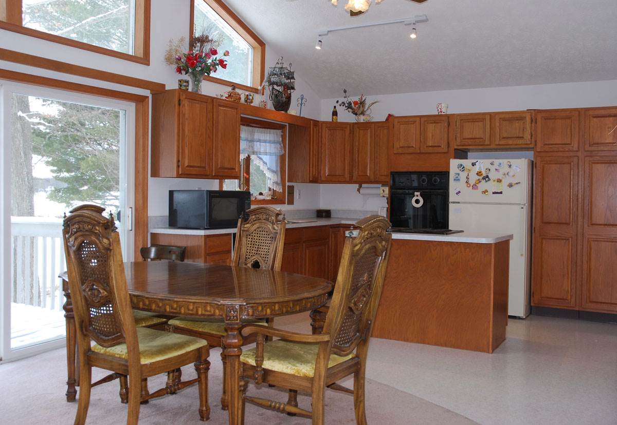 2160 Lake Road National City, MI 48748 - Photo 5 of 24 1843815-4.JPG