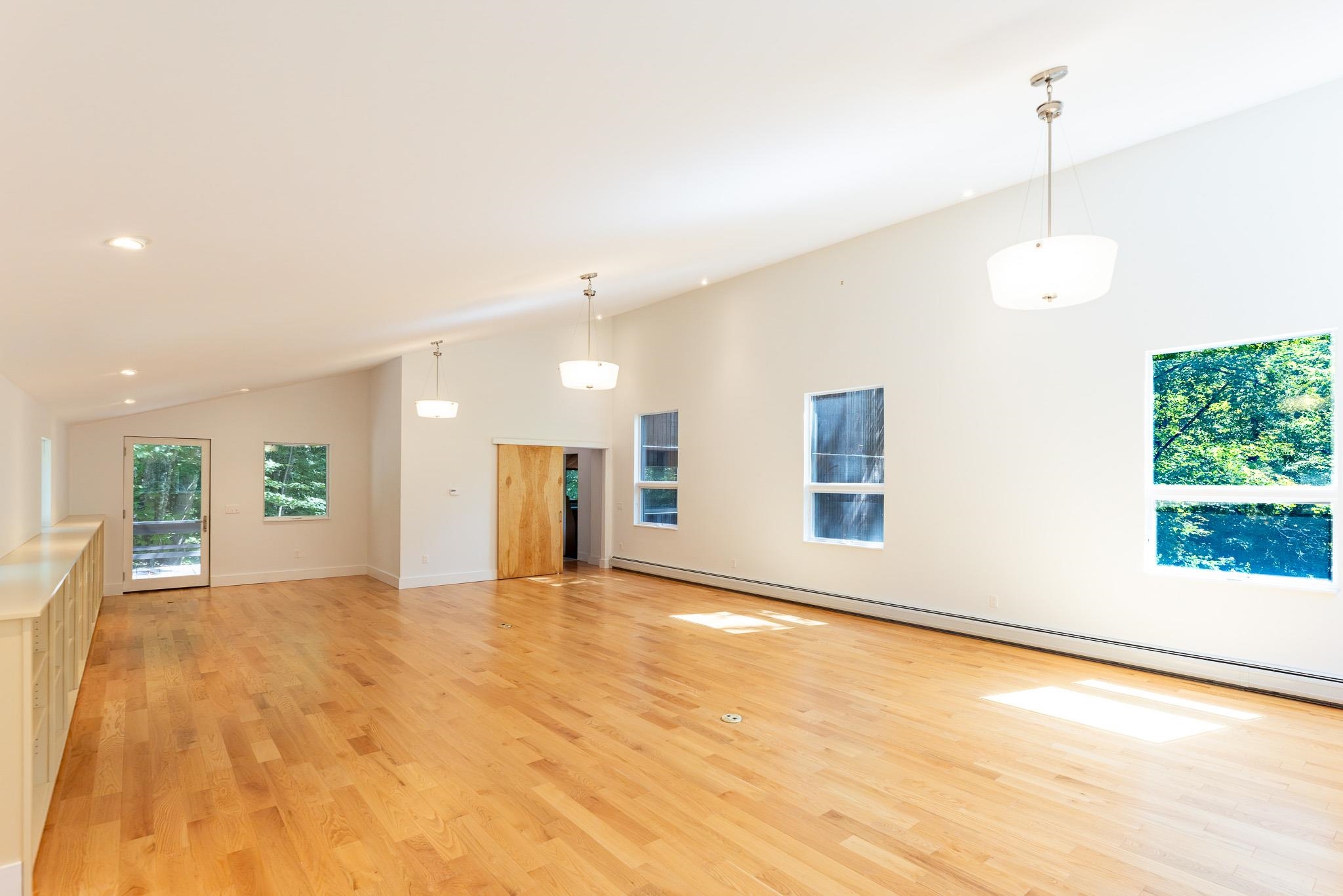 3525 Beaver Meadow Road Sharon, VT 05065 - Photo 27 of 41