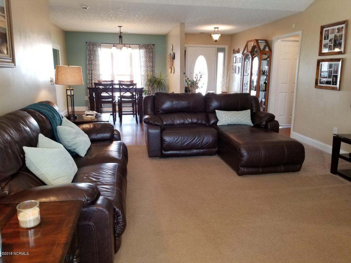 106 Sand Run Road Havelock, NC 28532 - Photo 13 of 25 12-living-2-1200x900