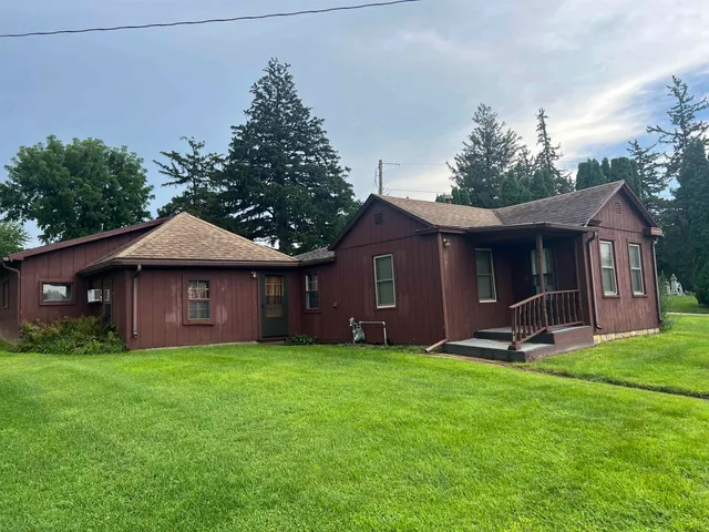 $98,000 | 334 South Sidney Street, Shullsburg, WI 53586