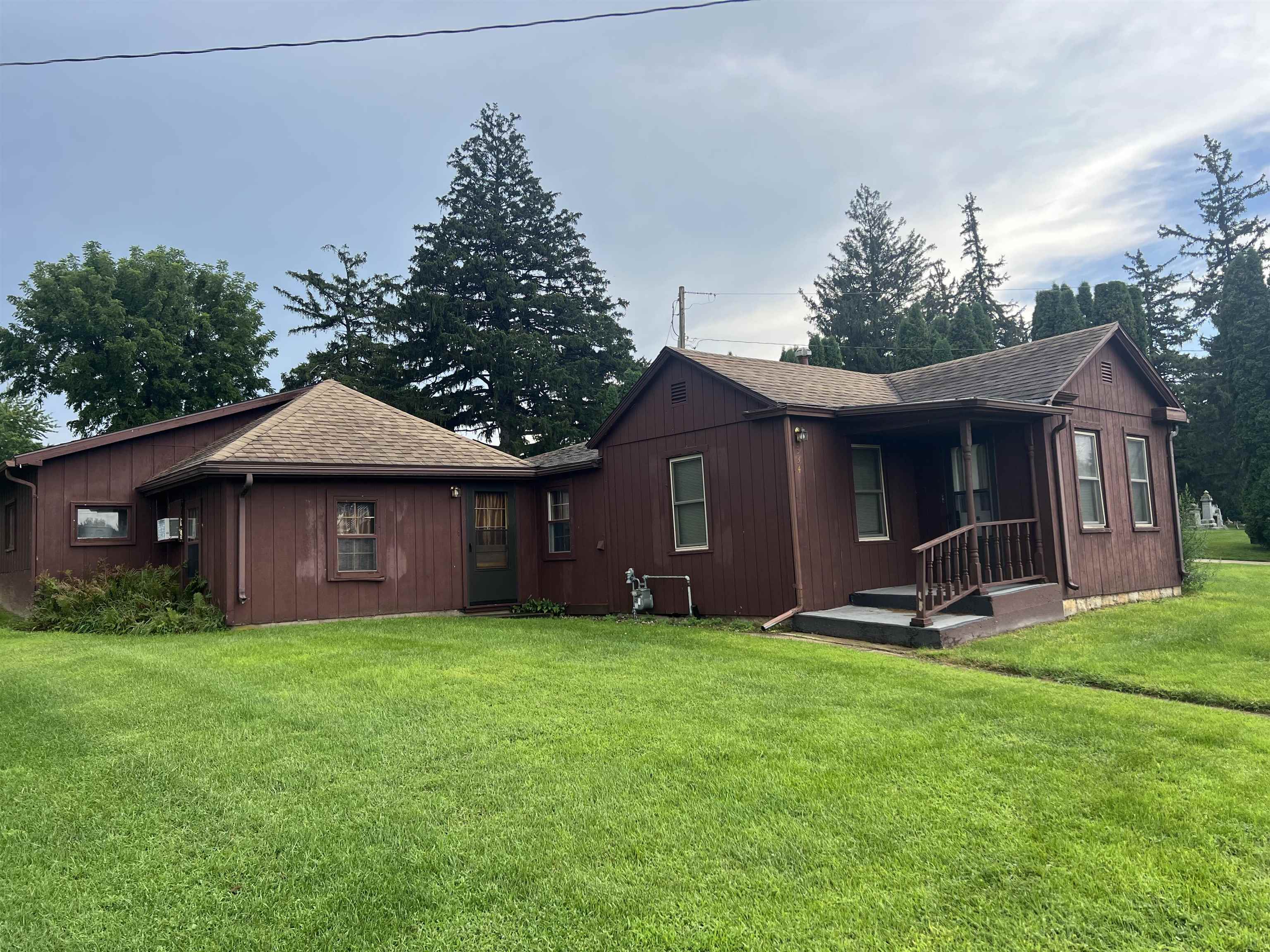 334 South Sidney Street Shullsburg, WI 53586 - Photo 1 of 2