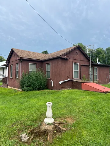 $98,000 | 334 South Sidney Street, Shullsburg, WI 53586